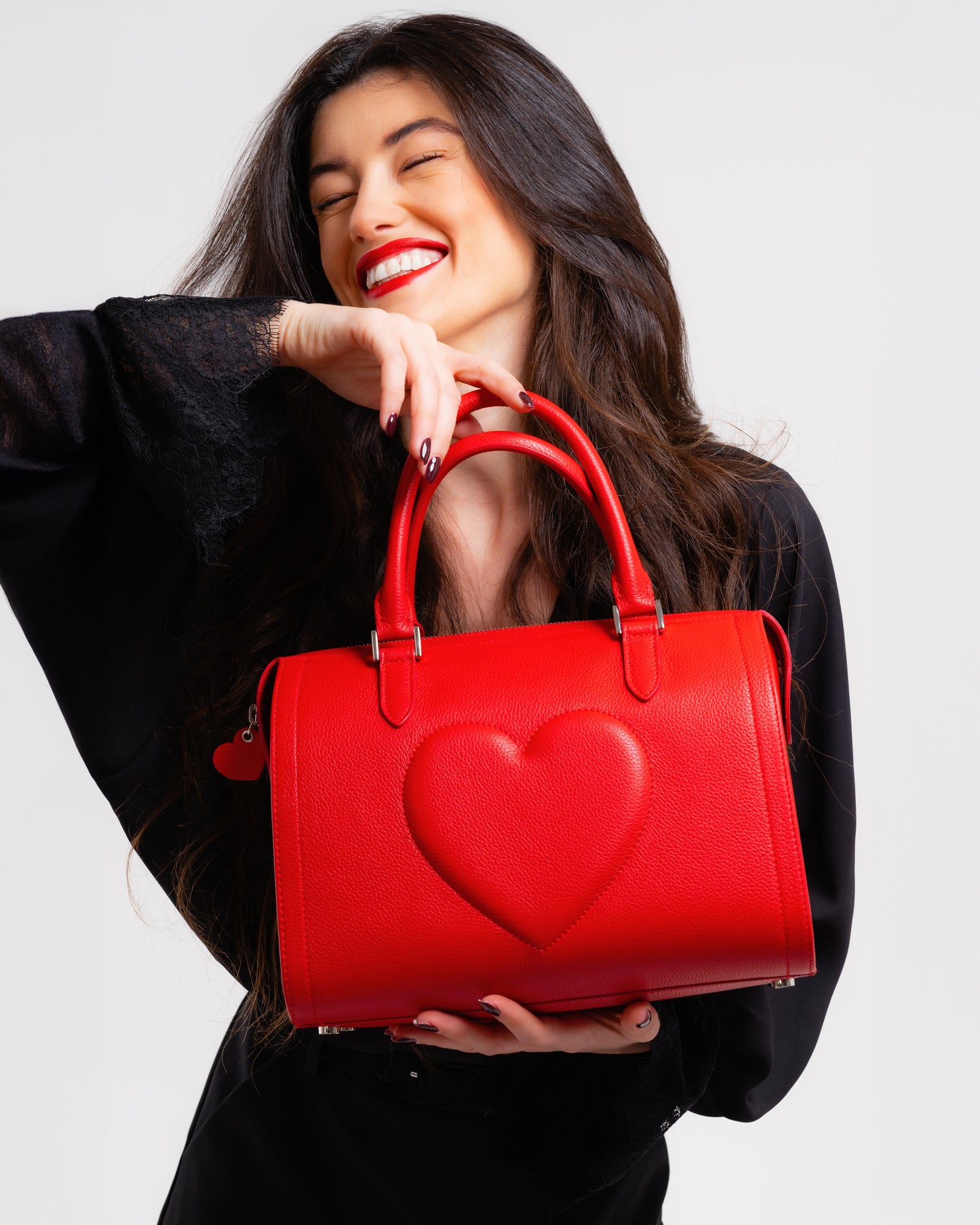 BAULETTO CON CUORE COLORE ROSSO